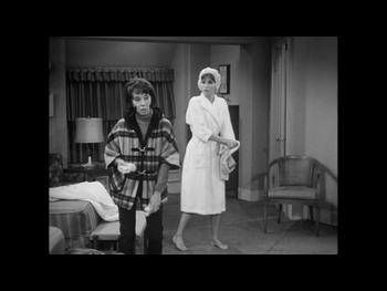  alt="Mary Tyler Moore"