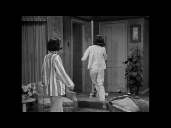  alt="Mary Tyler Moore"