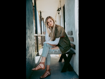  alt="Whitney Thornquist"