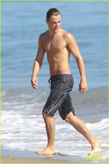 Derek Hough