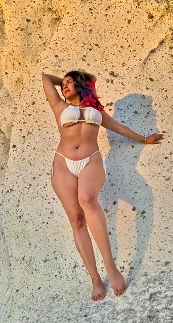 Neha Bhasin