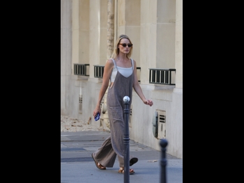  alt="Margot Robbie"