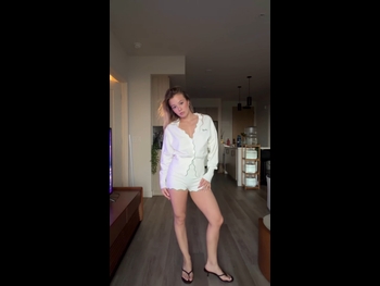  alt="Sofya Plotnikova"