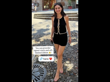  alt="Esther Abrami"