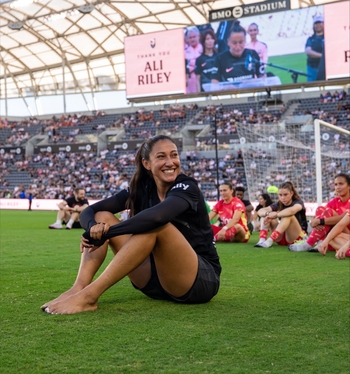 Christen Press