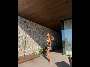  alt="Hadise"