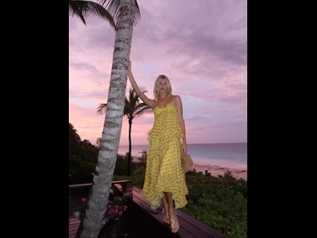  alt="Devon Windsor"