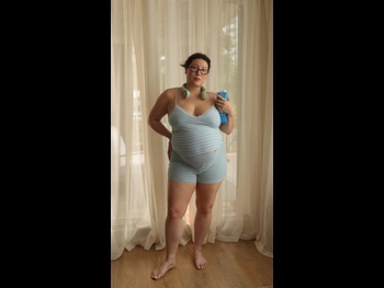  alt="Maxine Tamoto"