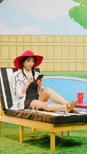 Anna Akana