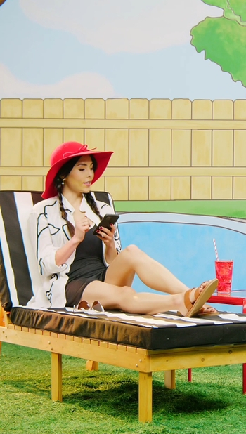 Anna Akana