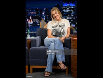  alt="Sienna Miller"