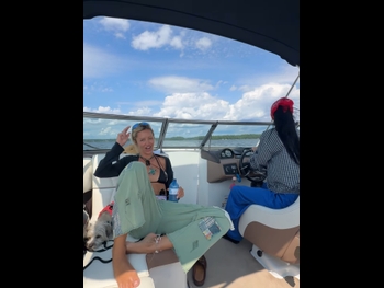  alt="Delilah Hamlin"