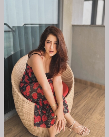 Dolly Chawla