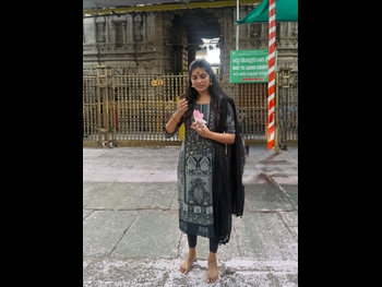  alt="Divi Vadthya"