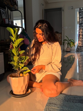 Divi Vadthya