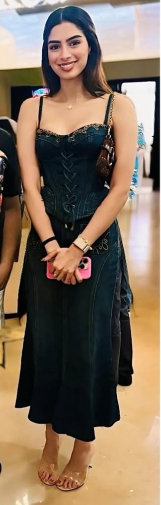 Khushi Kapoor