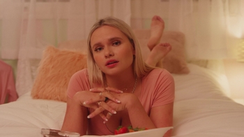 Alli Simpson