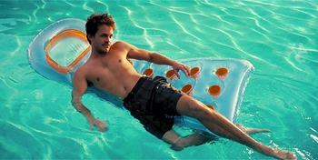 Johnny Simmons