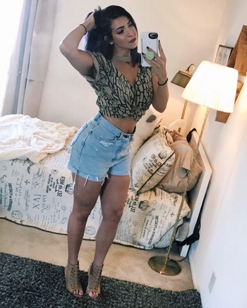 Gabbie Hanna