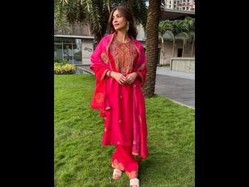  alt="Daisy Shah"