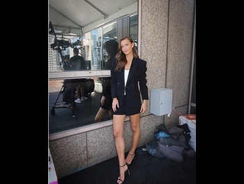  alt="Laura Wontorra"