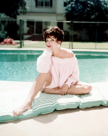 Joan Collins