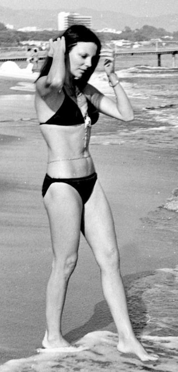 Joan Collins