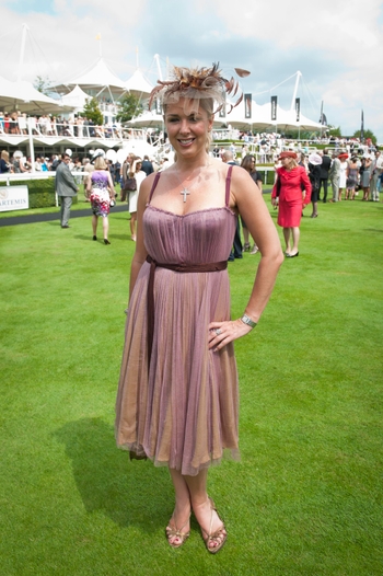 Claire Sweeney (I)