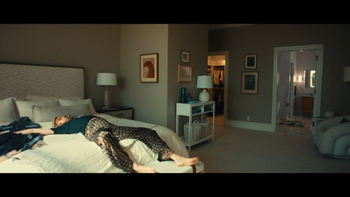Elizabeth Banks (II)