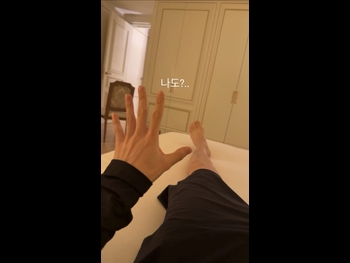  alt="Jungkook"