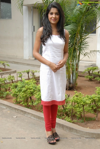 Archana Kavi