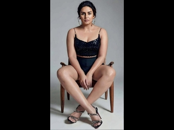  alt="Huma Qureshi"