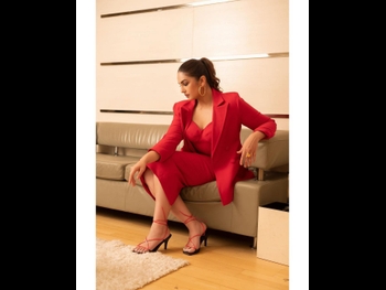  alt="Huma Qureshi"