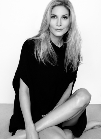 Elizabeth Mitchell (I)