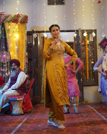 Hashneen Chauhan