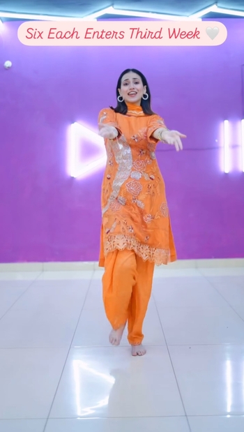 Hashneen Chauhan