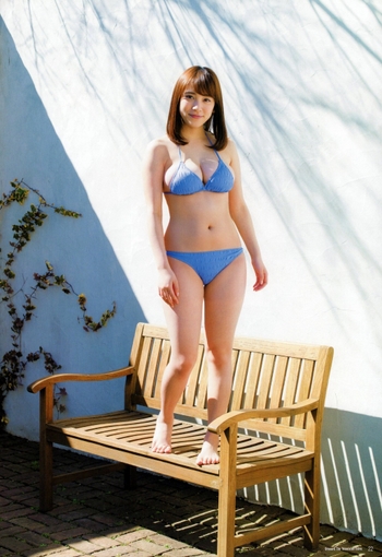 Sayaka Tomaru