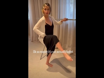  alt="Emilia Clarke"