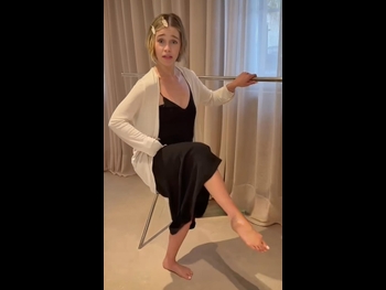  alt="Emilia Clarke"