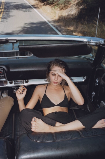 Willa Holland