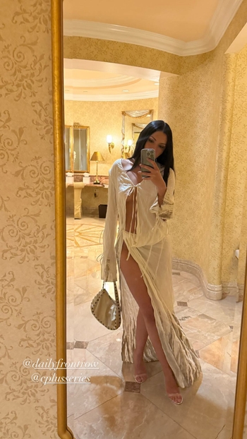 Atiana De La Hoya
