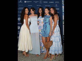  alt="Chloe Bridges"