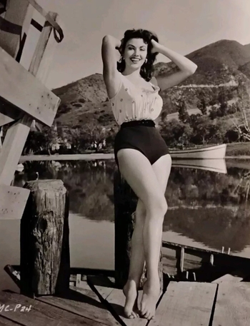 Mara Corday