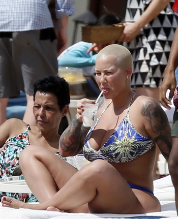 Amber Rose (II)