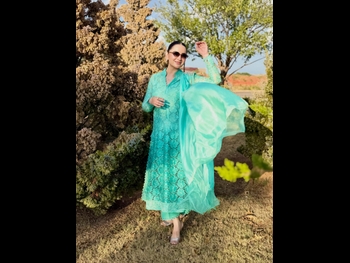  alt="Yumna Zaidi"