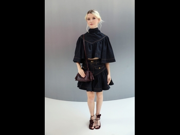  alt="Maisie Peters"