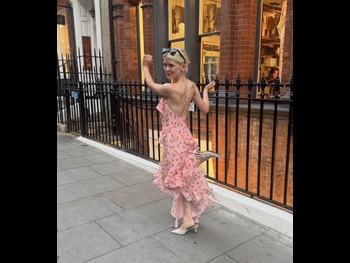  alt="Maisie Peters"