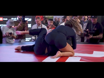  alt="Mackenzie Dern"