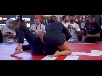  alt="Mackenzie Dern"