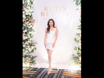  alt="Charlie Dizon"